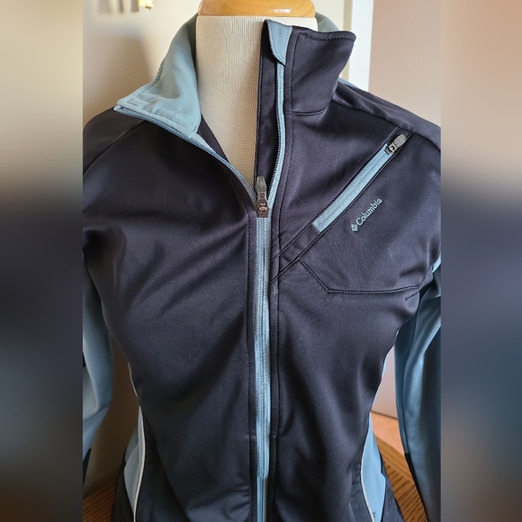 Columbia Omni-Shield Advanced Repellency Jacket - Picture 2 of 13